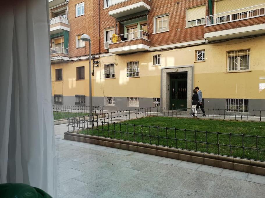 Nuevo Y Confortable Apartamento En Vista Alegre Madrid Eksteriør bilde